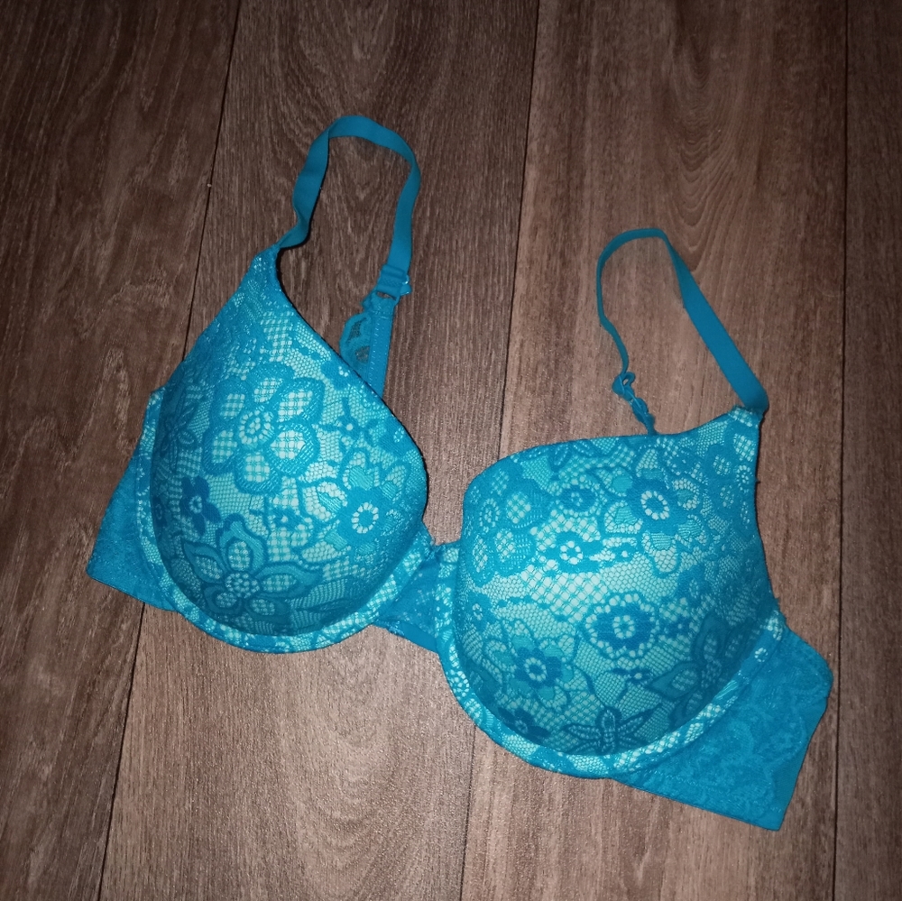 New Aqua lace floral bra size 34DD